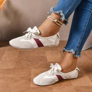 Women's Casual Bow-Accent White Sneakers with Burgundy Stripe